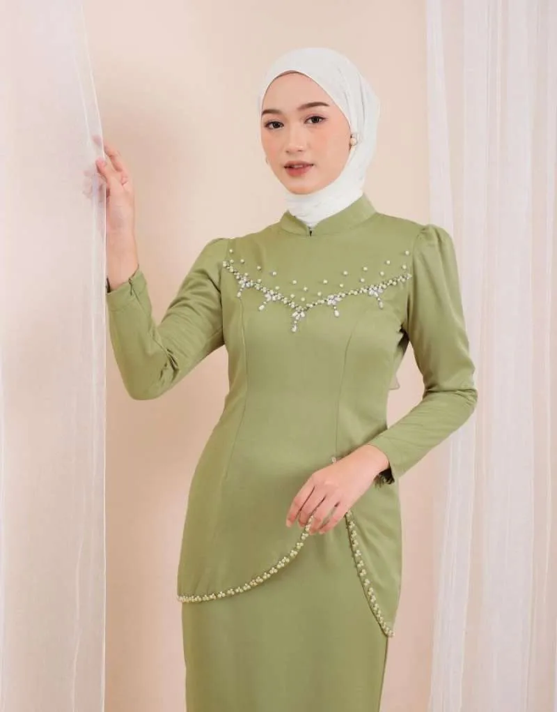 baju kurung teluk belanga